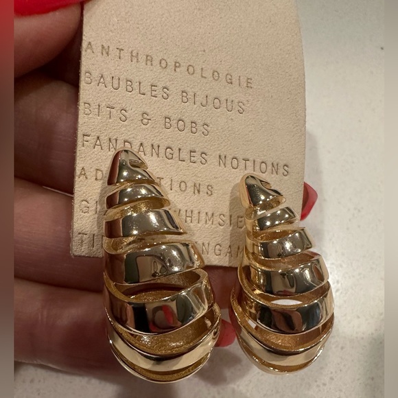 Anthropologie Earrings, golden,special shape,Anthropologie-New With Tag - Picture 3 of 7